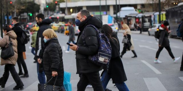 Κορονοϊός: 28.933 νέα κρούσματα σήμερα στην Ελλάδα – 49 νεκροί και 351 διασωληνωμένοι