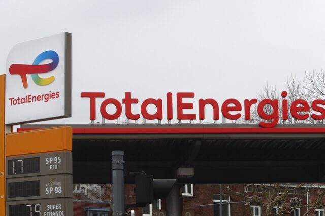 TotalEnergies: Διακόπτει κάθε αγορά πετρελαίου ρωσικής προέλευσης μέχρι το τέλος του 2022