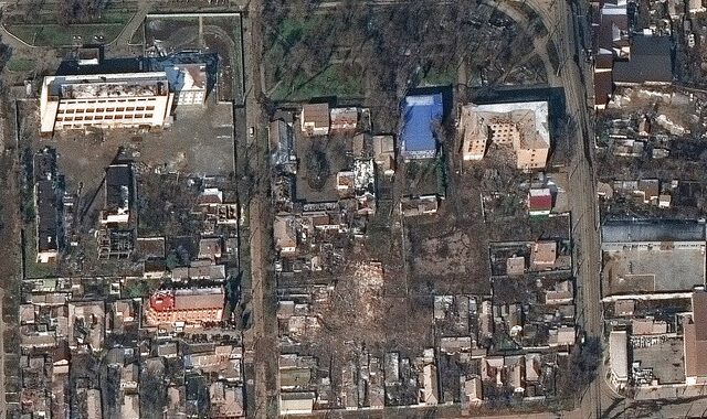 Μαριούπολη: Δορυφορικές εικόνες πριν και μετά τους βομβαρδισμούς