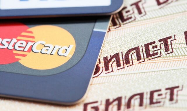 Πόλεμος στην Ουκρανία: Η Mastercard απέκλεισε ρωσικούς χρηματοπιστωτικούς οργανισμούς