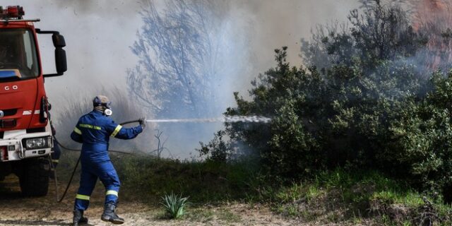 Οριοθετήθηκε η φωτιά στην Περαχώρα