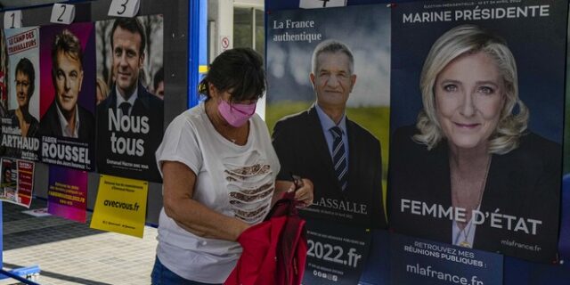 Εκλογές στη Γαλλία: Μακρόν και Λεπέν εμφανίζονται επικρατέστεροι για τον β’ γύρο