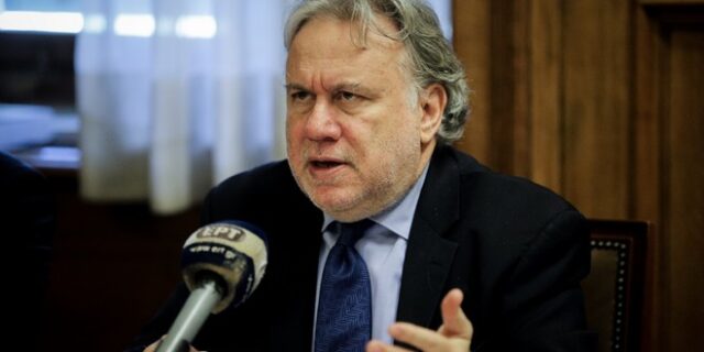 Κατρούγκαλος: “Η κυριαρχία στα νησιά μας πρέπει να μείνει έξω από την κομματική αντιπαράθεση”