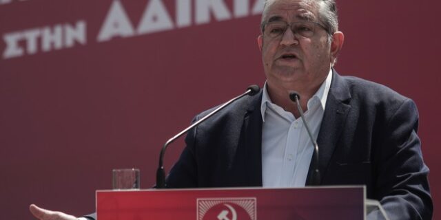 Κουτσούμπας: Το ΚΚΕ αντιμετωπίζει τον τουρισμό ως καθολικό λαϊκό δικαίωμα