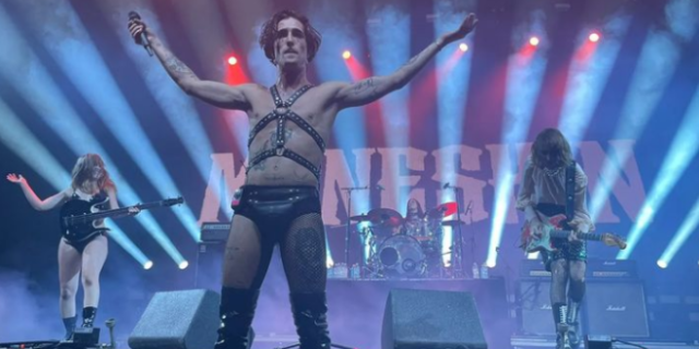 Maneskin: Η “εκρηκτική” εμφάνιση στο Coachella – Με δερμάτινα εσώρουχα ο Damiano