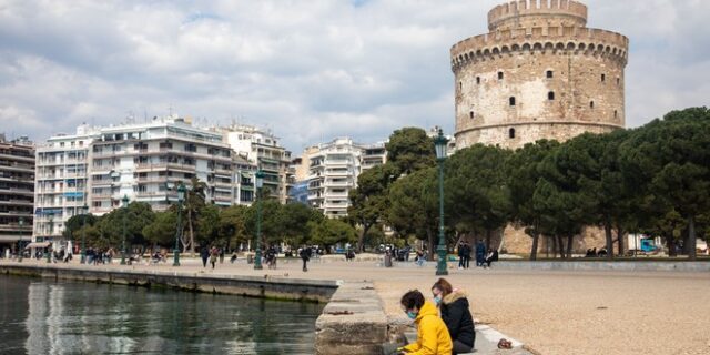 Κορονοϊός: Σταθεροποιείται το ιικό φορτίο στα λύματα Θεσσαλονίκης