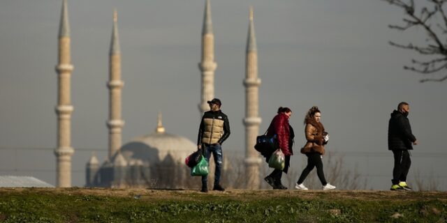 Τουρκία: Ειδική επιχείρηση για να μην χαθεί ο Ρωσικός τουρισμός – Δίνει 300 εκ. και ιδρύει νέα αεροπορική εταιρεία