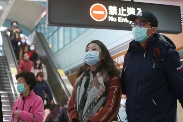 Κίνα – Κορονοϊός: Το Πεκίνο κλείνει δεκάδες σταθμούς του μετρό