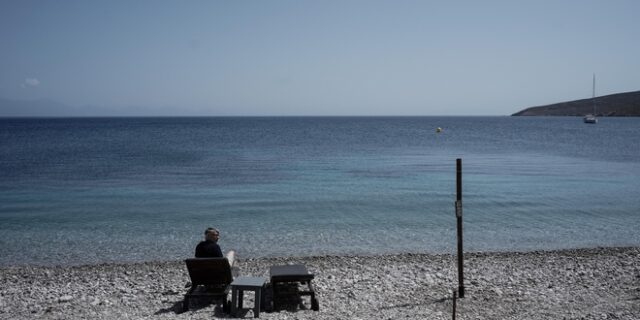 Καιρός: Ζέστη και την Παρασκευή