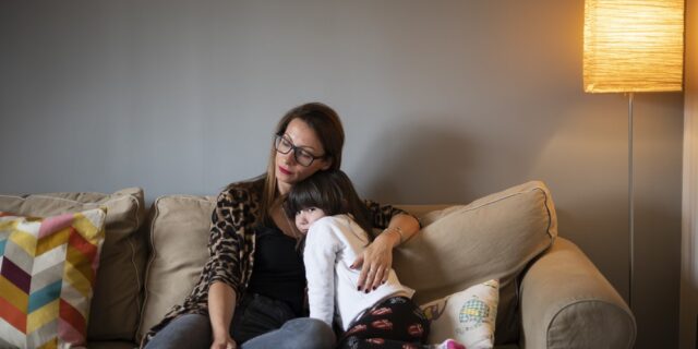 Μανίνα Ντάνου: “Πήρα μια απόφαση να μεγαλώσω μόνη το παιδί μου, αναλαμβάνοντας όλες τις συνέπειες”