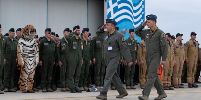 Τι είναι η φωτογραφία του τίγρη που “χαιρετούν στρατιωτικά” οι ένοπλοι στον Άραξο