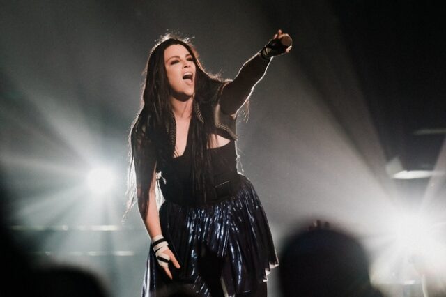Είδαμε τους Evanescence στο θέατρο Πέτρας και επανήλθαμε στη ροκ κανονικότητα