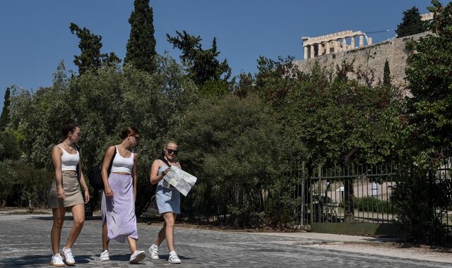 Ποιοι ελληνικοί προορισμοί “έσκισαν” τον Μάιο – Κοντά στα τουριστικά νούμερα ρεκόρ του 2019 όλη η χώρα