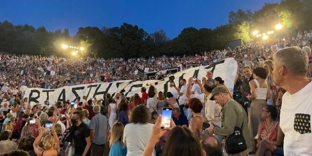 Αποφυλάκιση Λιγνάδη: Ηχηρή οργή στα θέατρα και ακόμη πιο ηχηρές απουσίες