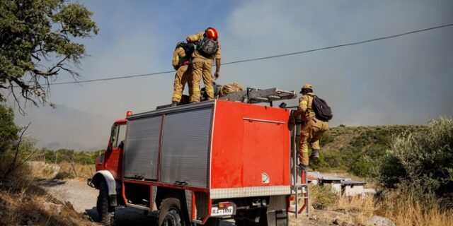 Φωτιές: Υψηλός κίνδυνος σήμερα Κυριακή σε πολλές περιοχές της χώρας