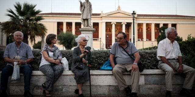 Η κυβέρνηση φοβάται την οργή των συνταξιούχων