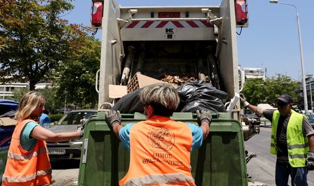 Θεσσαλονίκη: Εργατικό ατύχημα στο Ωραιόκαστρο – Τραυματίστηκε συνοδός απορριμματοφόρου