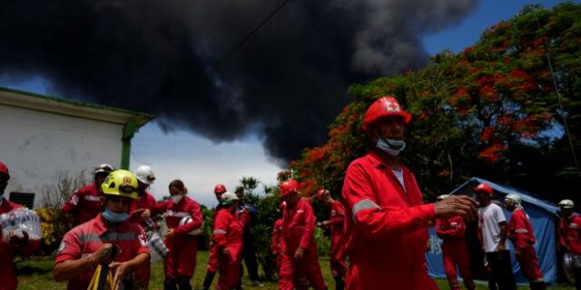 Κούβα: Μεγάλη φωτιά σε πετρελαϊκές εγκαταστάσεις – Τραυματίες και αγνοούμενοι