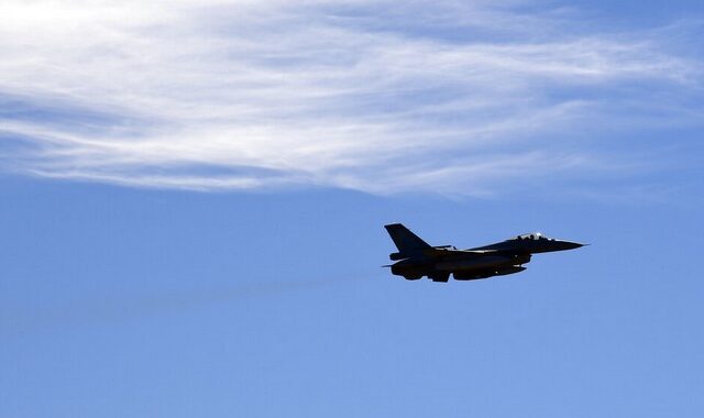 Νέες υπερπτήσεις τουρκικών F-16 σε Διβούνια και Καμηλονήσι