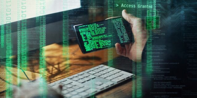 Σκάνδαλο υποκλοπών: Πόσο κοστίζει ένα spyware “νόμιμης κατασκοπείας”