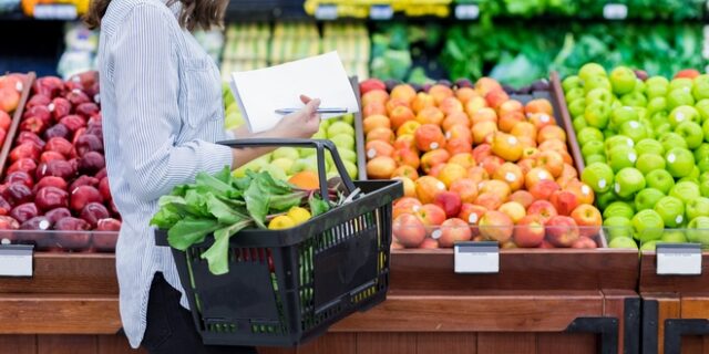 Πόσο εκτεθειμένη είναι η Ελλάδα στο “κοκτέιλ” στασιμότητας ή ήπιας ύφεσης και υψηλού πληθωρισμού