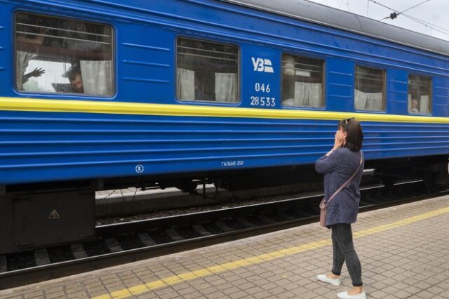Ζελένσκι: 22 νεκροί και 50 τραυματίες από ρωσική επίθεση σε σιδηροδρομικό σταθμό