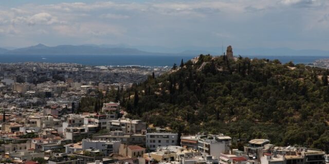 Καιρός Αθήνα: Γενικά αίθριος με πιθανή βροχή την Πέμπτη