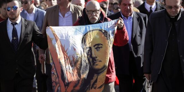Ισπανία: Καταργούνται τίτλοι ευγενείας που είχε απονείμει ο δικτάτορας Φράνκο