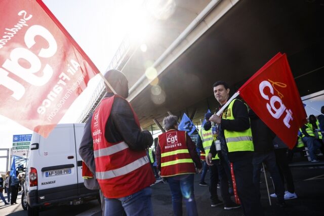 Γαλλία – απεργία στα διυλιστήρια: Χωρίς καύσιμα το ένα τρίτο των πρατηρίων