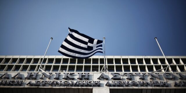 Κολωνός: Συνελήφθη η μητέρα της 12χρονης – Κατηγορείται για μαστροπεία