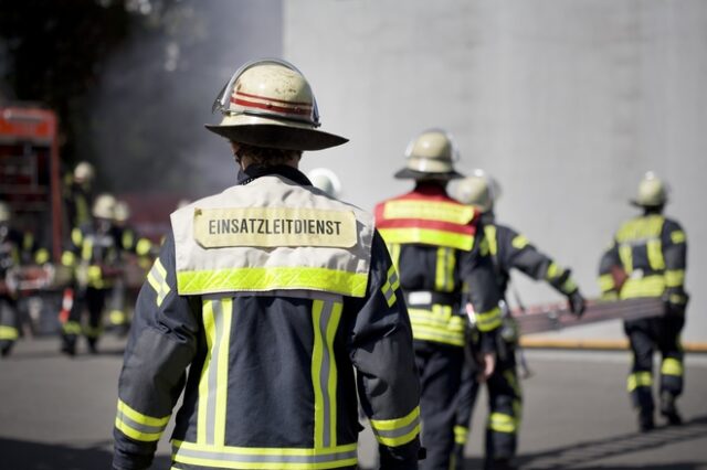 Γερμανία: Φωτιά σε ξενοδοχείο με Ουκρανούς πρόσφυγες – Εμπρησμό “βλέπουν” οι αρχές