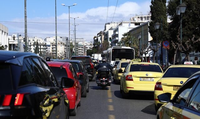 Κίνηση στους δρόμους: Προβλήματα στον Κηφισό – LIVE ΧΑΡΤΗΣ