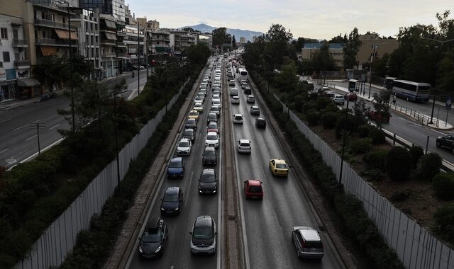 Κίνηση στους δρόμους: Μεγάλες δυσκολίες σε Κηφισό και Κηφισίας – LIVE ΧΑΡΤΗΣ