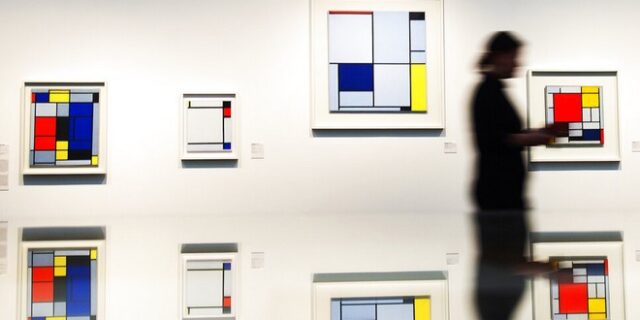 Απίστευτο κι όμως αληθινό: Πίνακας του Mondrian κρέμεται ανάποδα σε μουσείο εδώ και 75 χρόνια