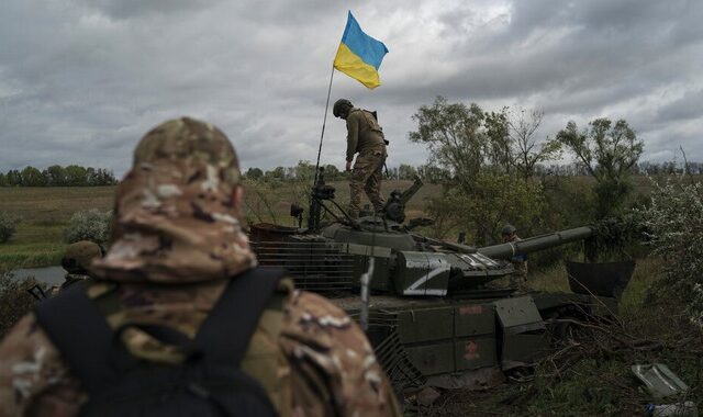 Πόλεμος στην Ουκρανία: Στους 18 οι νεκροί στη Ζαπορίζια – Σκληρές μάχες στην Μπαχμούτ