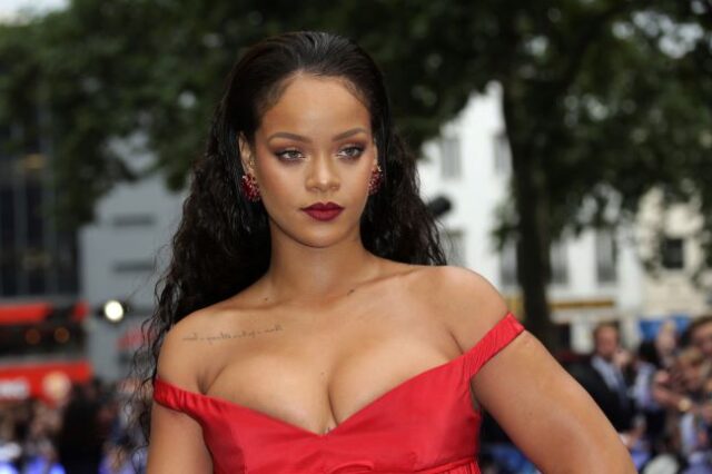 Rihanna: Επιστρέφει στο τραγούδι μετά από 6 χρόνια – Η ανάρτησή της