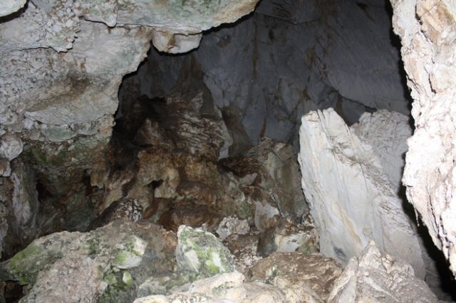 Φλώρινα: Σαράντα σπήλαια αποκάλυψε η υποχώρηση των υδάτων στη Μεγάλη Πρέσπα