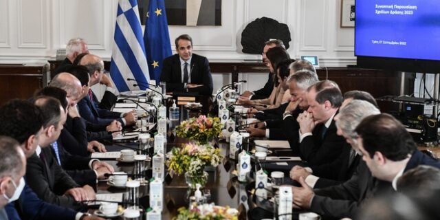 Συνεδριάζει το υπουργικό συμβούλιο υπό τον πρωθυπουργό – Τι θα συζητηθεί