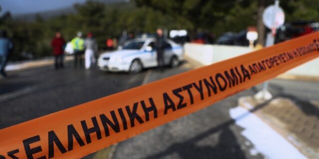 Θρίλερ στη Μάνδρα με τον θάνατο του 17χρονου