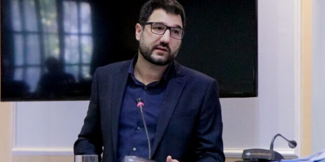 Ηλιόπουλος: Μία κυβέρνηση που δε σέβεται τη Δημοκρατία, δε νοιάζεται αν οι πολίτες βγάζουν τον μήνα