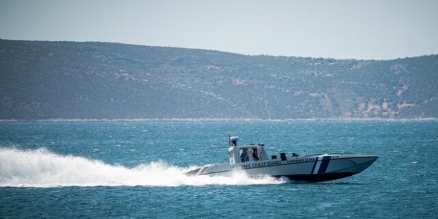 Φαρμακονήσι: Τουρκική ακταιωρός παρενόχλησε σκάφος του Λιμενικού – Απάντησε με προειδοποιητικές βολές