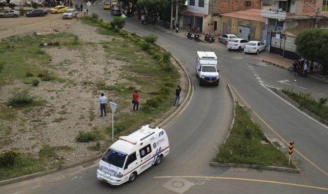 Κολομβία: Τουλάχιστον τρεις νεκροί και 20 παγιδευμένοι σε κατολίσθηση