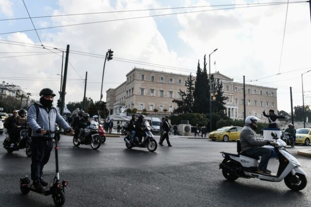 Κίνηση στους δρόμους: Προβλήματα σε Κηφισό και κέντρο – LIVE ΧΑΡΤΗΣ