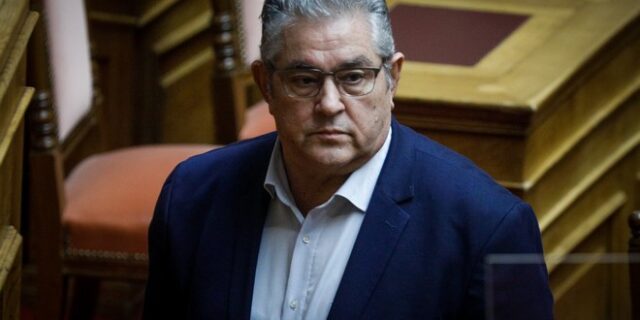 Κουτσούμπας: Αυτοκριτική για το “ναι” στο επίδομα στους ένστολους