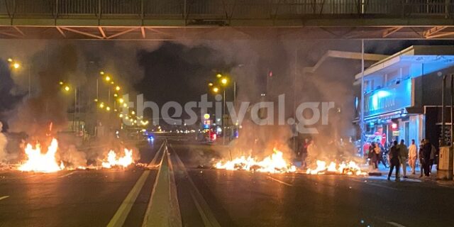 Πυροβολισμός κατά 16χρονου: Ένταση στη Θεσσαλονίκη – Ρομά καίνε λάστιχα στη Χαλκηδόνα