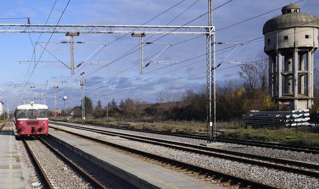 Σερβία: Διαρροή αμμωνίας μετά από εκτροχιασμό τρένου – Πάνω από 50 άνθρωποι με συμπτώματα δηλητηρίασης