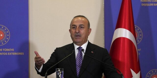 Νέα επίθεση Τσαβούσογλου: “Η Ελλάδα συνεχίζει να παραβιάζει τα δικαιώματα της τουρκικής μειονότητας”