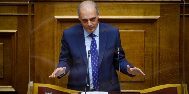 Βελόπουλος: Προεκλογικός προϋπολογισμός που είναι γραμμένος στο πόδι
