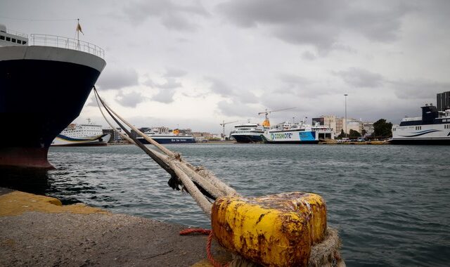 Απαγορευτικό απόπλου από Πειραιά, Λαύριο και Ραφήνα