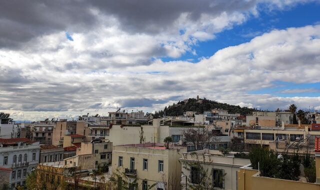 Καιρός Αθήνα: Νεφώσεις πρόσκαιρα αυξημένες